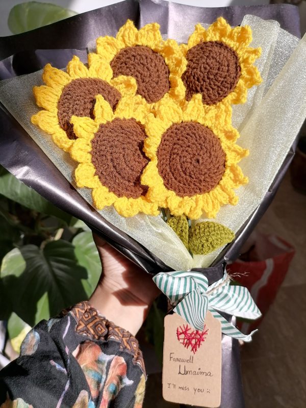 Crochet Sunflower Bouquet(Medium)- 5 Pc